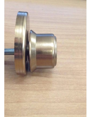 Shutter sliding for armored door