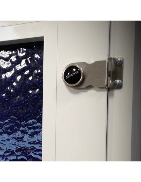  Safety hinged doors and windows CLEVERLOK